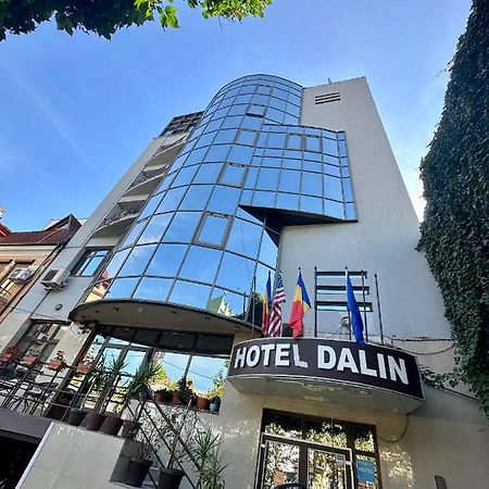 Darin Hotel Boekarest Buitenkant foto