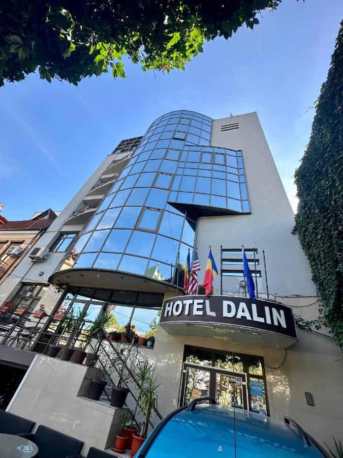 Darin Hotel Boekarest Buitenkant foto