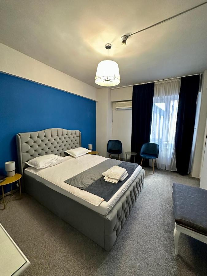 Darin Hotel Boekarest Buitenkant foto
